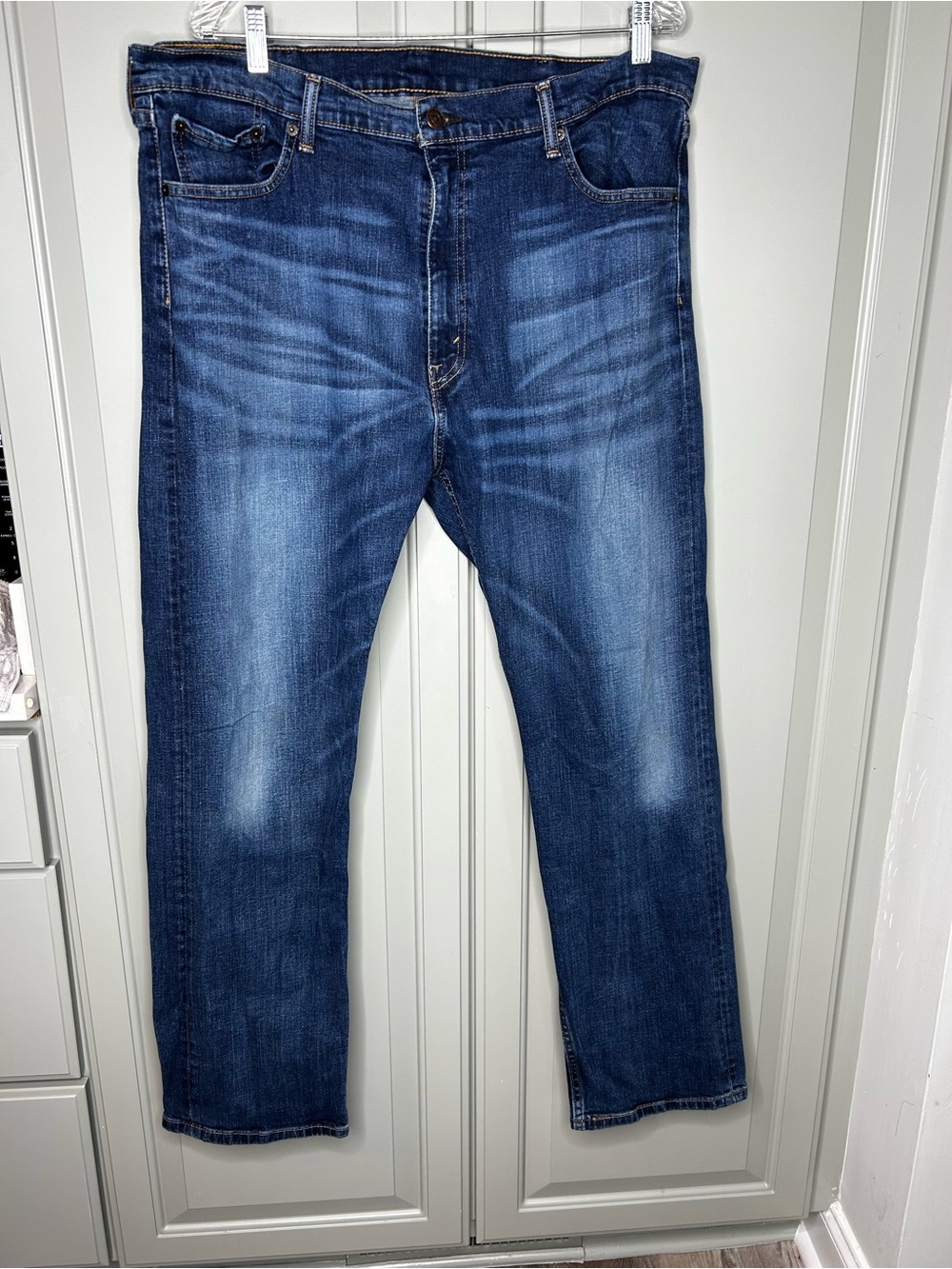 Men's Levi Strauss 505 jeans W40 L32 Mid Wash Denim